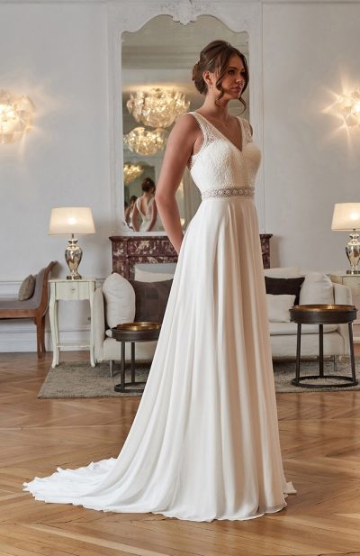 Robe de mariée Eclipse, Couture Nuptiale, Boutique Sandra Mariages CREIL Oise.