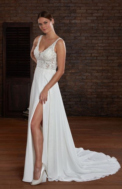 Robe de mariée Perry fendue mousseline bretelles Couture Nuptiale 2024 boutique Sandra Mariages CREIL Oise.