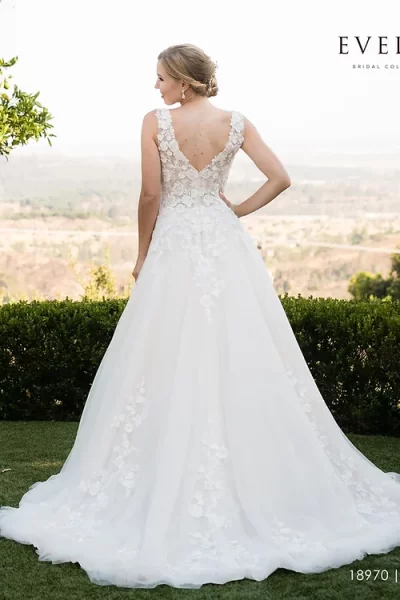 Robe de mariée Poppy Evelyn Bridal