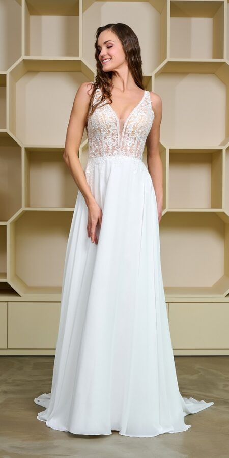 Robe de mariée bohème Bassa fluide chez Sandra Mariages CREIL Oise