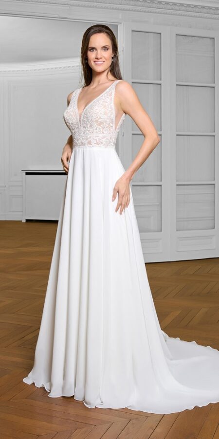 Robe de mariée bohème Marylise, boutique Sandra Mariages à CREIL Oise