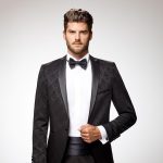 Costume de mariage Tenor bleu, boutique Sandra Mariages CREIL Oise