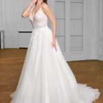 Robe de mariée princesse Mélia chez Sandra Mariages à CREIL Oise