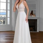 Robe de mariée bohème Moé, chez Sandra Mariages à CREIL Oise