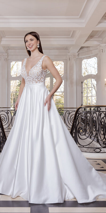 Robe de mariée Nalla, Couture Nuptiale 2026 Chez Sandra Mariages à CREIL