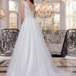 Robe de mariée Naskia Couture Nuptiale 2026 Chez Sandra Mariages à CREIL