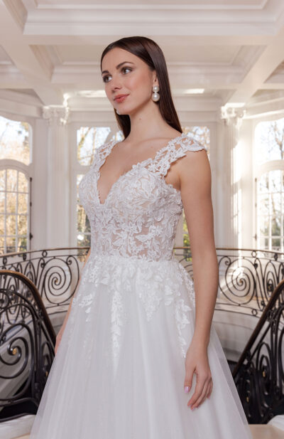 Robe de mariée Naskia Couture Nuptiale 2026 Chez Sandra Mariages à CREIL