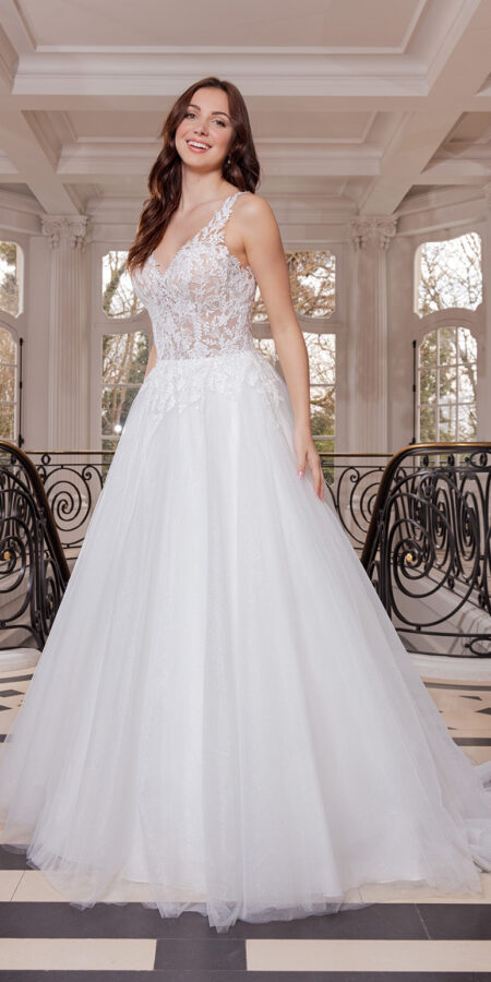 Robe de mariée Nedelle Couture Nuptiale 2026 chez Sandra Mariages CREIL