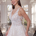 Robe de mariée Nevenka Couture Nuptiale 2026 chez Sandra Mariages à CREIL Oise