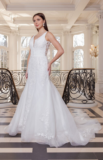 Robe de mariée Novela Couture Nuptiale 2026 Chez Sandra Mariages CREIL Oise