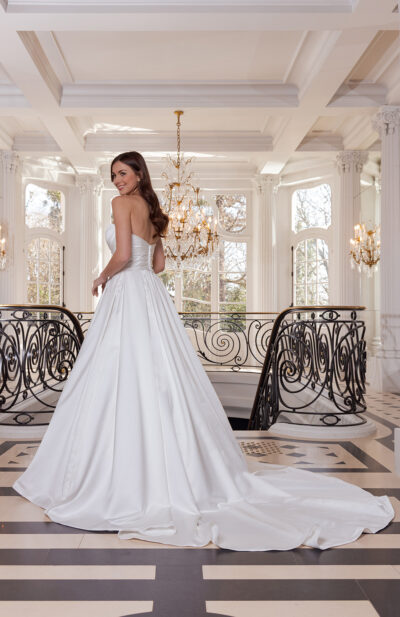Robe de mariée Nucia Couture Nuptiale 2026 Chez Sandra Mariages CREIL Oise
