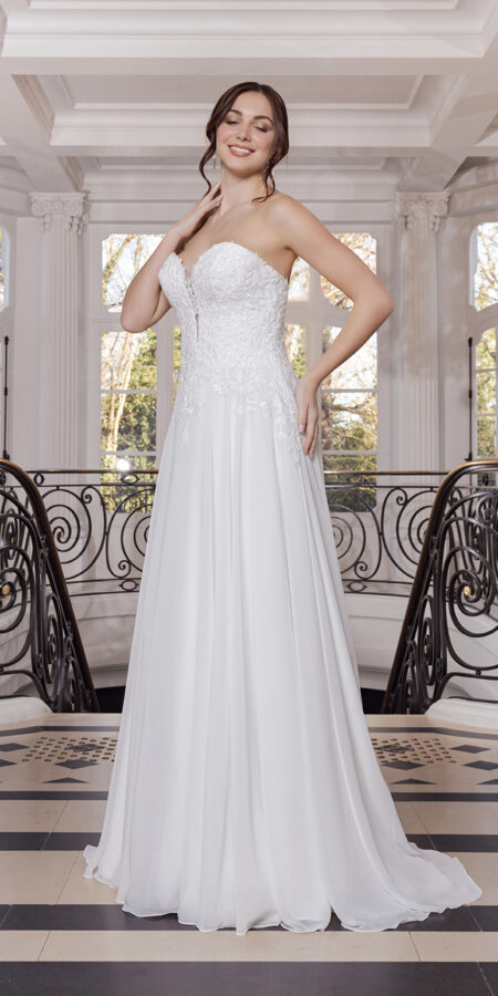 Robe de mariée Noemi Couture Nuptiale 2026 Chez Sandra Mariages CREIL Oise 2026